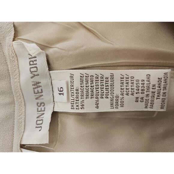 Vintage Jones New York size 16 cream/tan pleated & cropped dress pants - Picture 3 of 4